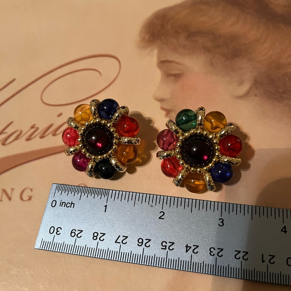 Elegant Multicolor Gemstone Ring - Picture 3 of 4